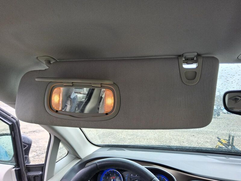 2017-2020 Chrysler Pacifica Driver Left Sun Visor Illuminated Gray