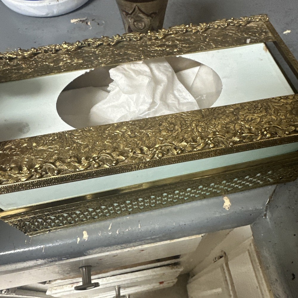 Vintage Tissue Box Holder Flowers Vanity