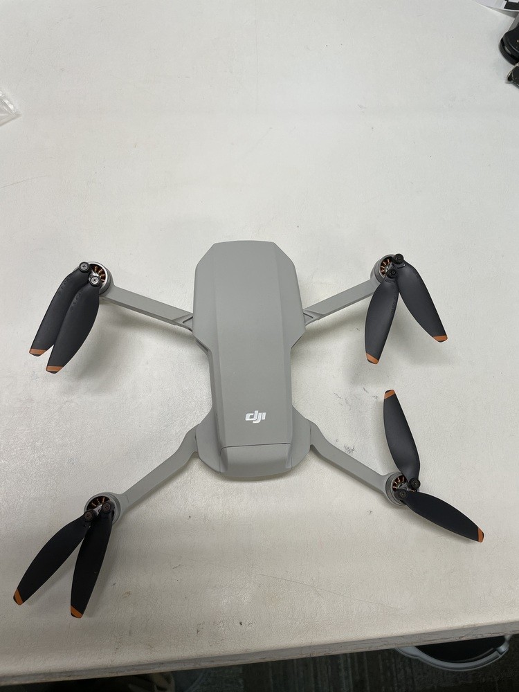 DJI Mini 2 Fly More Combo