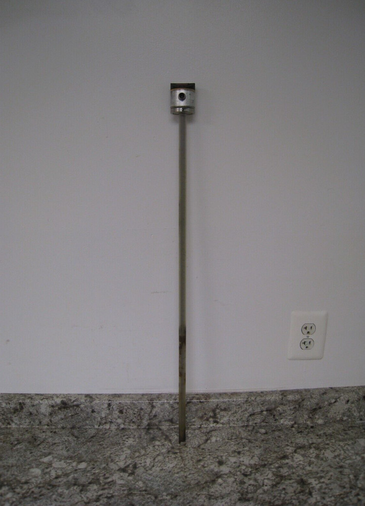 IFM Efector LK7024 LK0728A-A-00KQPKG/US Electronic Level Sensor Free Shipping