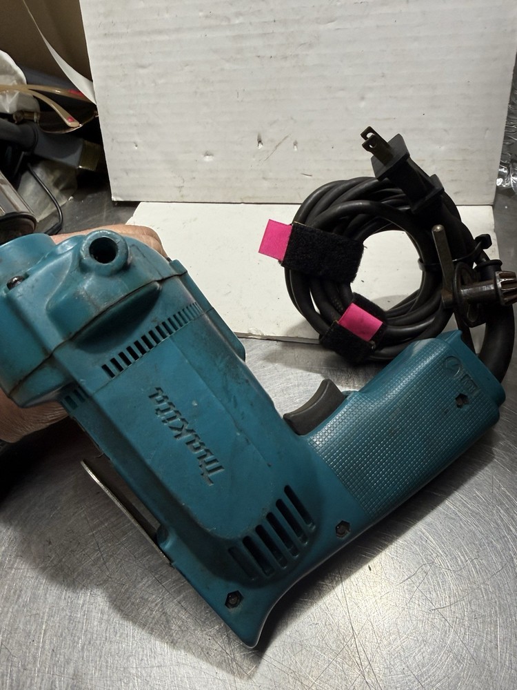 Makita 6302 1/2” Drill Variable Speed 115V Great Working Condition
