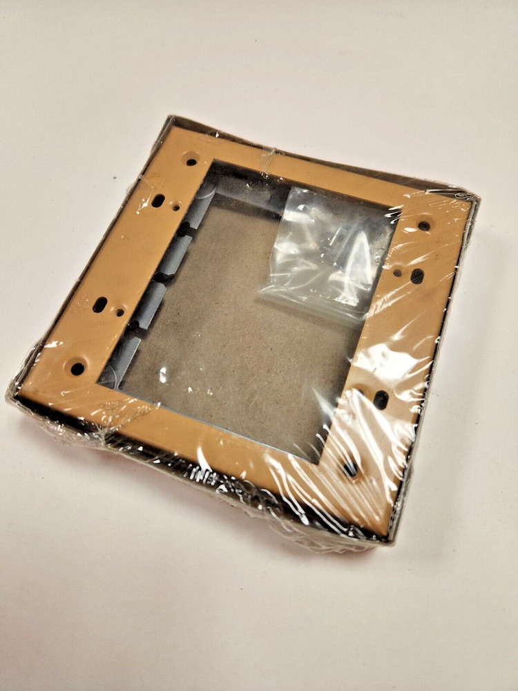 WIREMOLD-5751-2  UTILITY BOXES AND ACCESSORIES