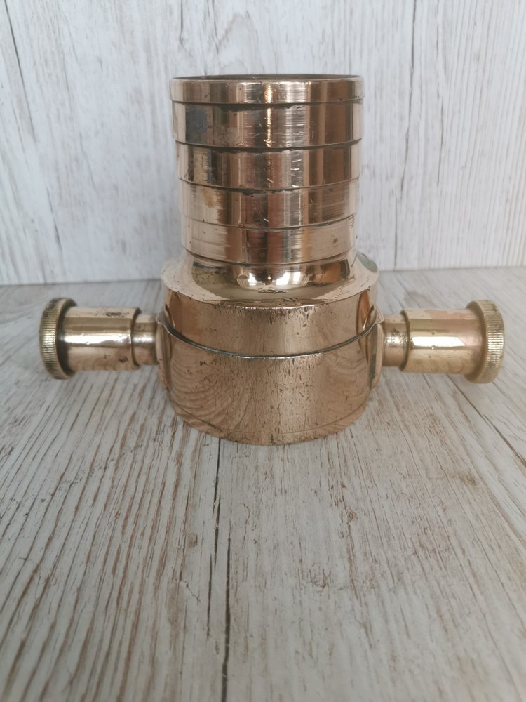 BRASS FIRE SERVICE HOSE CONNECTOR (1)