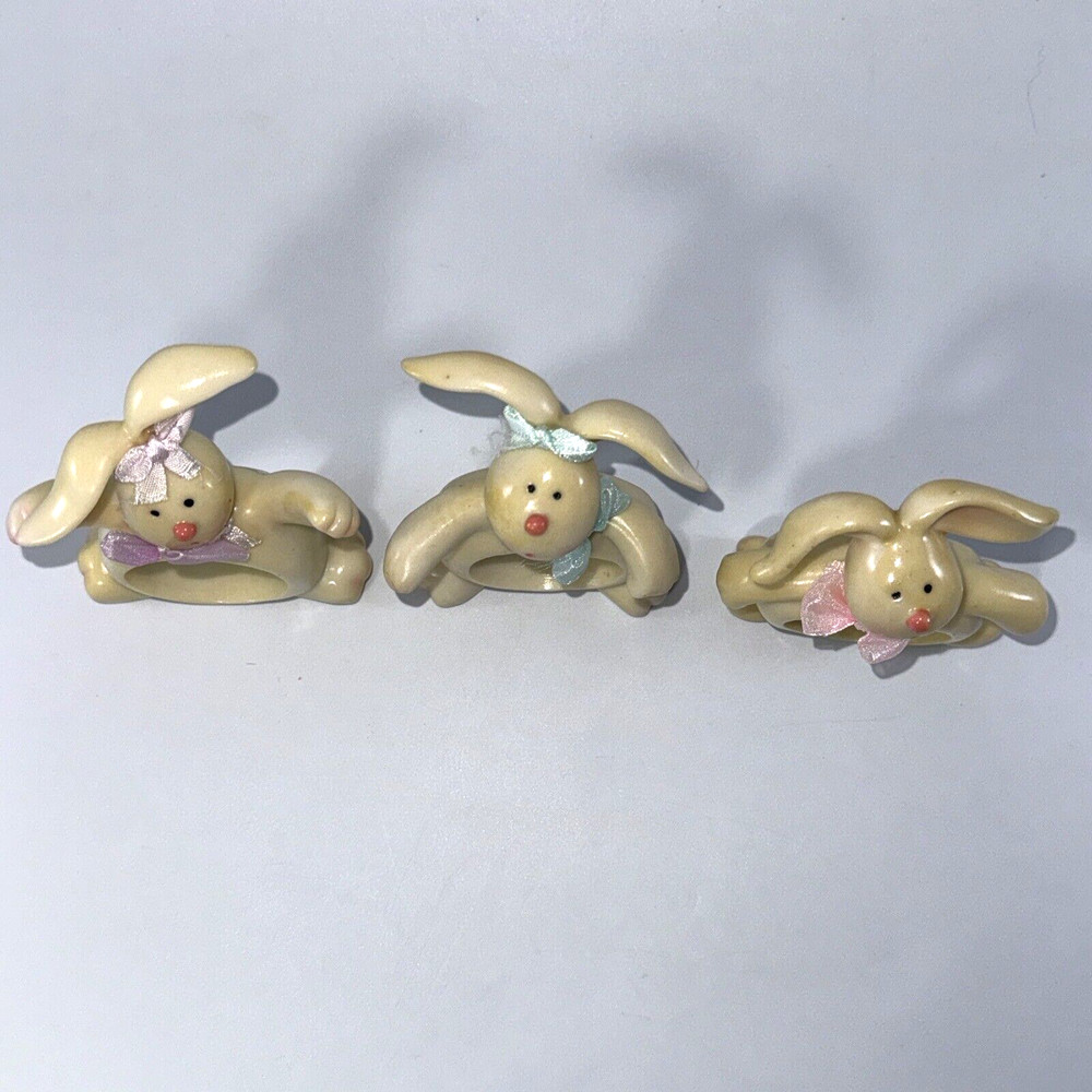 Bunnys with Bows Napkin Rings Easter Spring