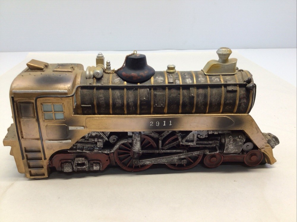 Vanmark 2911 Central Station Train 2000 Handcrafted In China