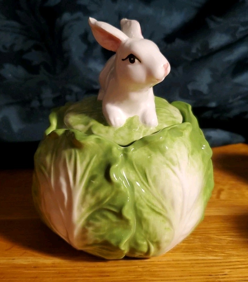 Corner Ruby Spring Easter Collection, Cabbage & Bunny Rabbit Ceramic Sugar Bowl