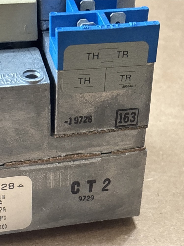 Honeywell Gas Valve V845P 1228