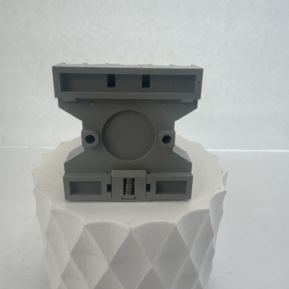 Omron H3CA-A Solid State Digital Timer 24-240VAC with Dayton 6X156E Relay Socket