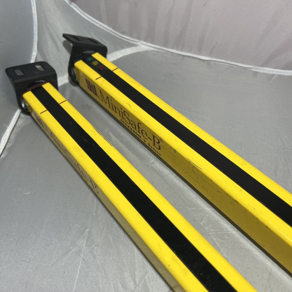 STI MINISAFE-B MS4300B-2 SERIES MS4324B-2 24" LIGHT TRANSMITTER & RECEIVER SET