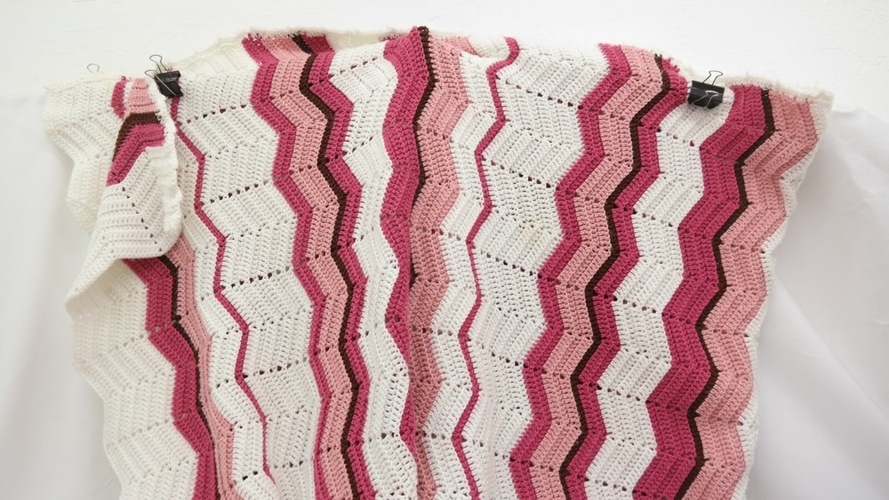 Vintage Zig Zag Chevron Pattern Crocheted Afghan Throw Blanket Approx 110" X 75"
