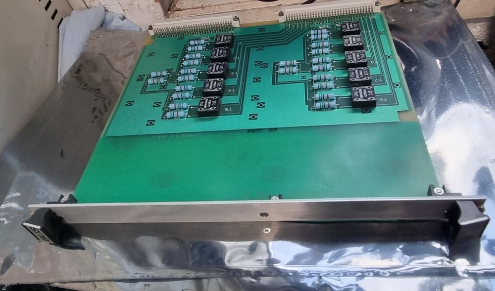 UNKNOWN 127057-L2 ISS 1 BUS MODULE (R5S2.3)