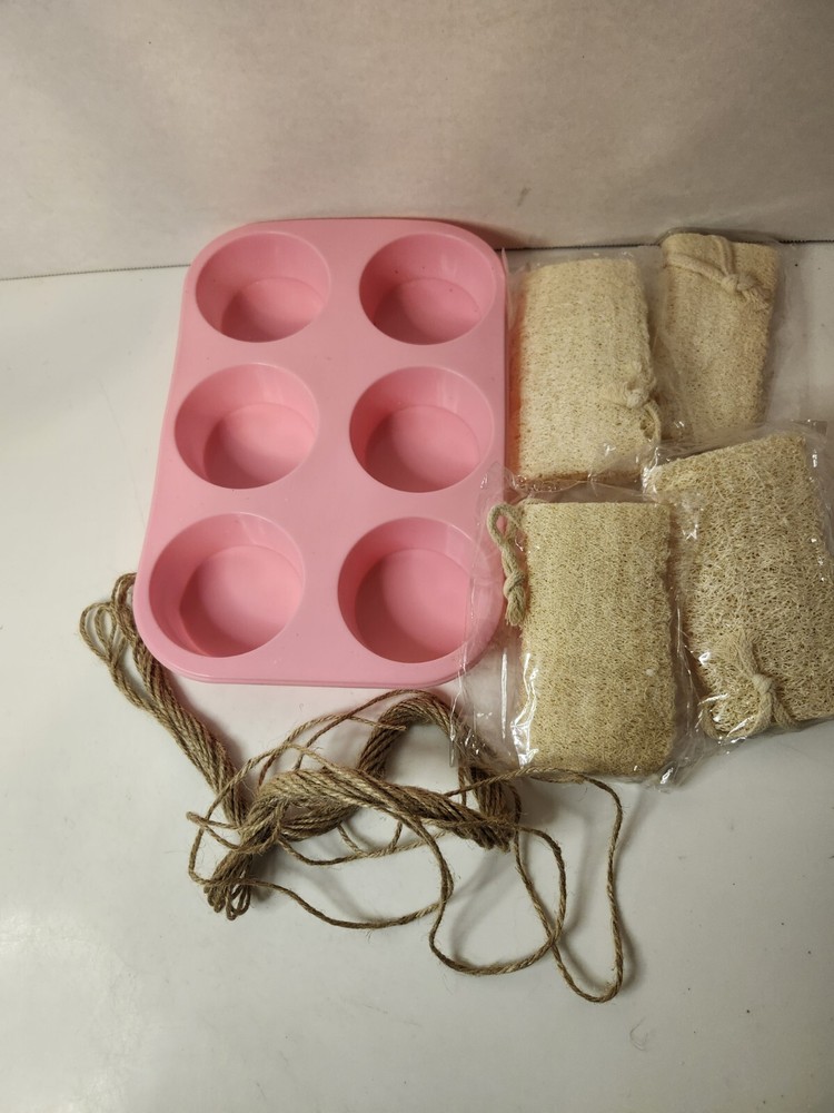 Soap Mold With Loofahs Kit