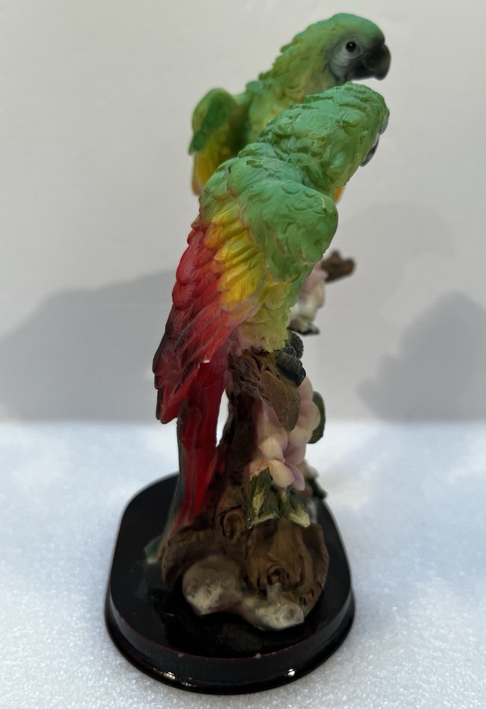 Jaynee’s Collection Parrot Figurine