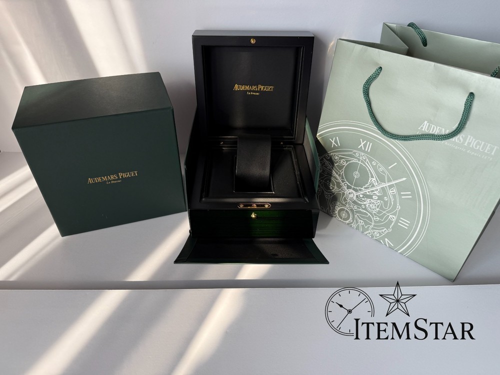Premium Wooden Watch Storage Box – Luxury Presentation Case