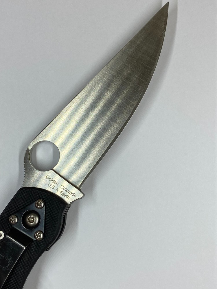 Spyderco - Military Model CPM S30V - Black Clip