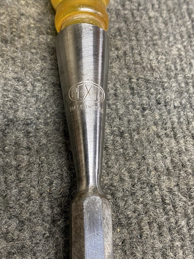 Vintage Pexto 1/2” Chisel With Hard Yellow Plastic Handle