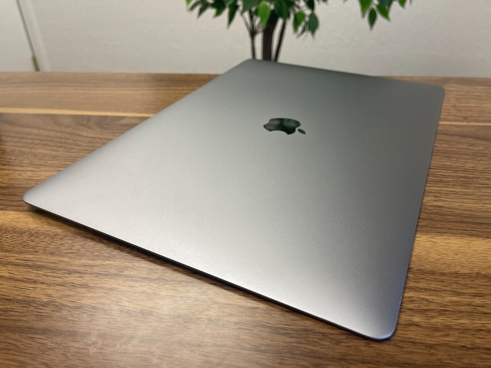 OEM Macbook Pro 15" A1990 2018 2019 LCD Display Assembly Space Gray - Grade B