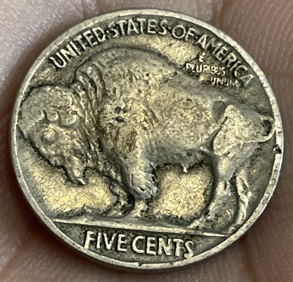 1935 BUFFALO NICKEL VERY NICE CONDITION LV