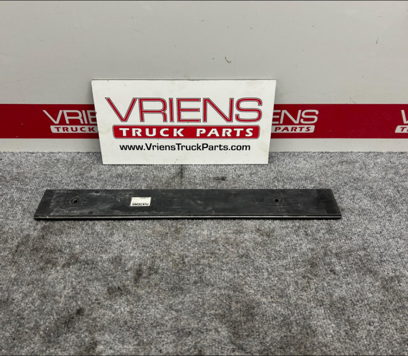 KENWORTH S60-1532R TRIM-THRESHOLD PLATE (MISSING EMBLEM)