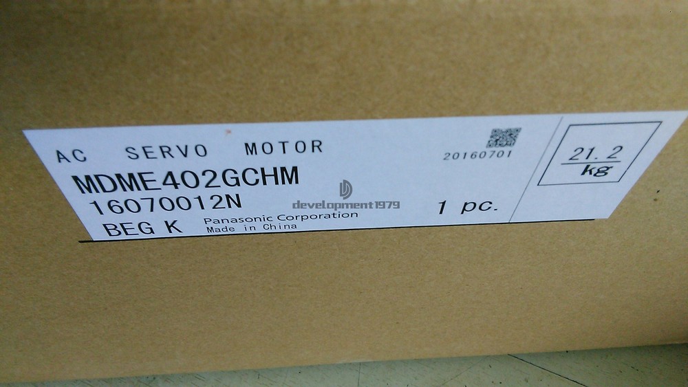 ONE New Panasonic MDME402GCHM