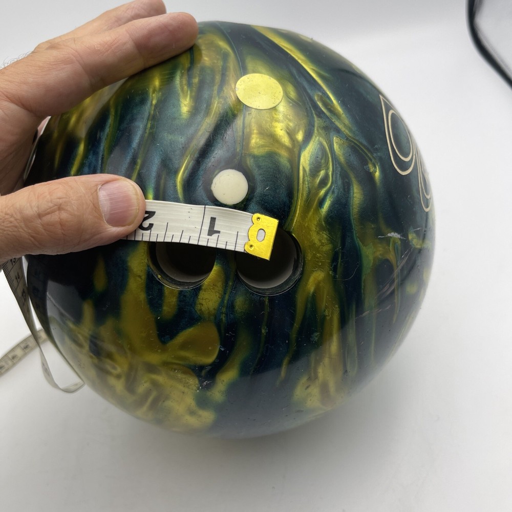 brunswick bowling ball Python 15.71 Lb.