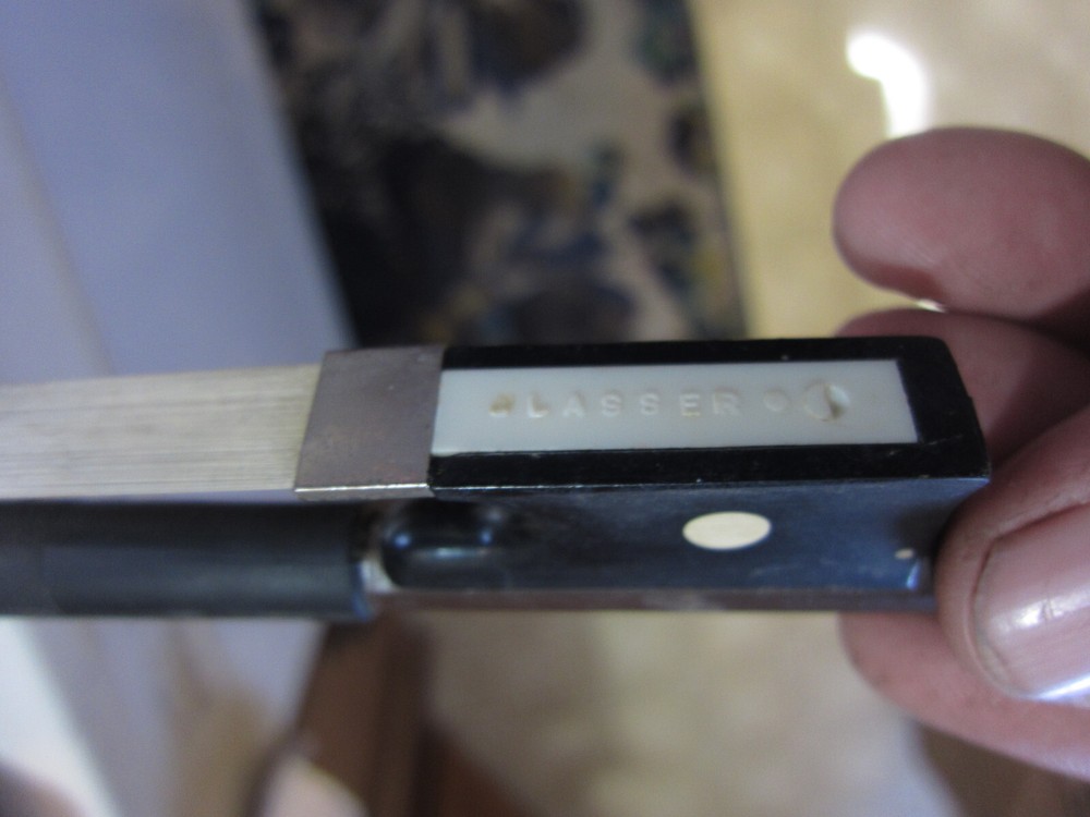 Glasser Violin Bow