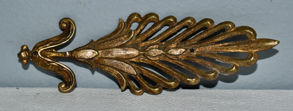 Antique Decorative French Style Brass Ormolu Leaf Design