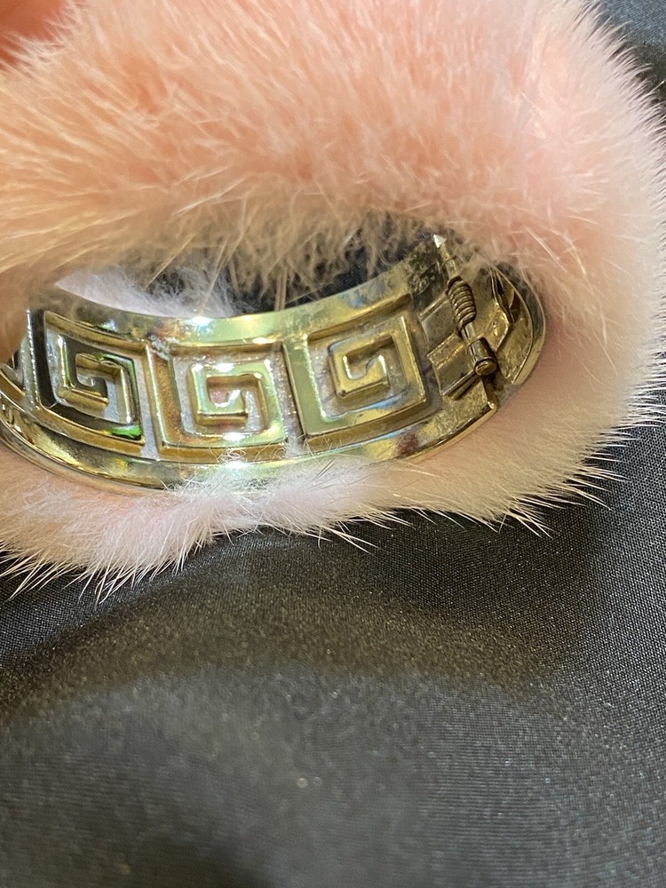 Artisan Soft Pink Mink Bangle Bracelet Silver Tone