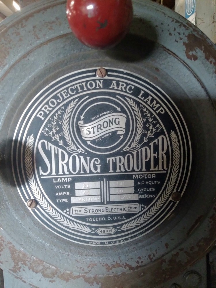 Vintage Strong Super Trouper Projection Arc Lamp/Spotlight Optical System