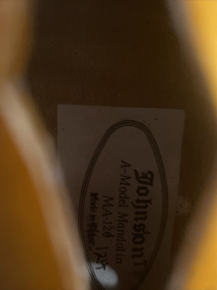Johnson Oval Hole Mandolin MA-100