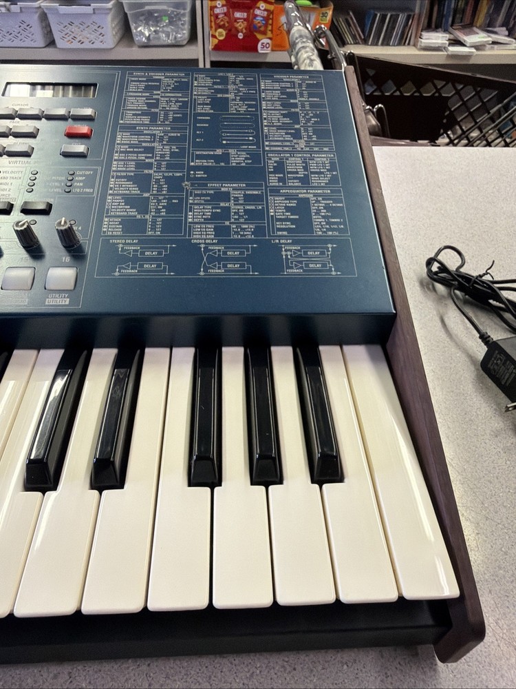 KORG MS2000 Virtual Analog Modeling Synthesizer Keyboard w/ power supply