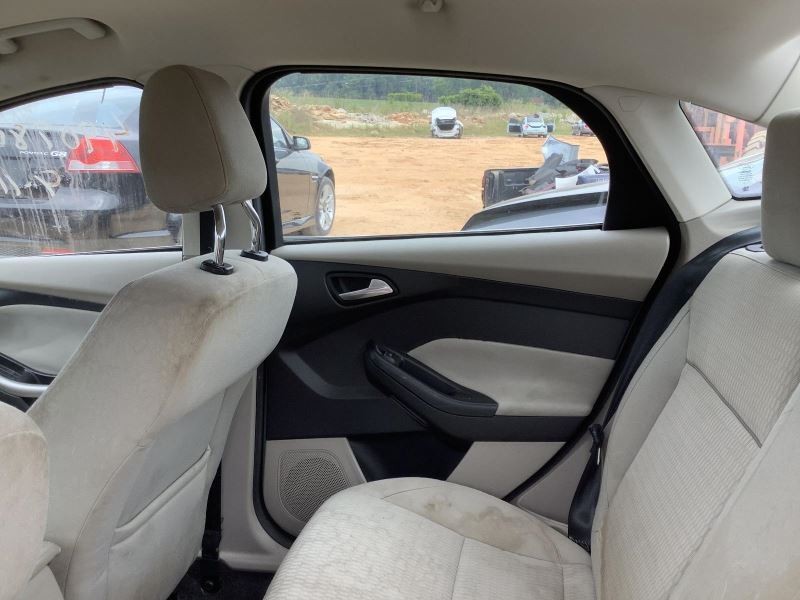 Info-GPS-TV Screen Front Display 4.2" Screen With Sync Fits 12 FOCUS 2822420