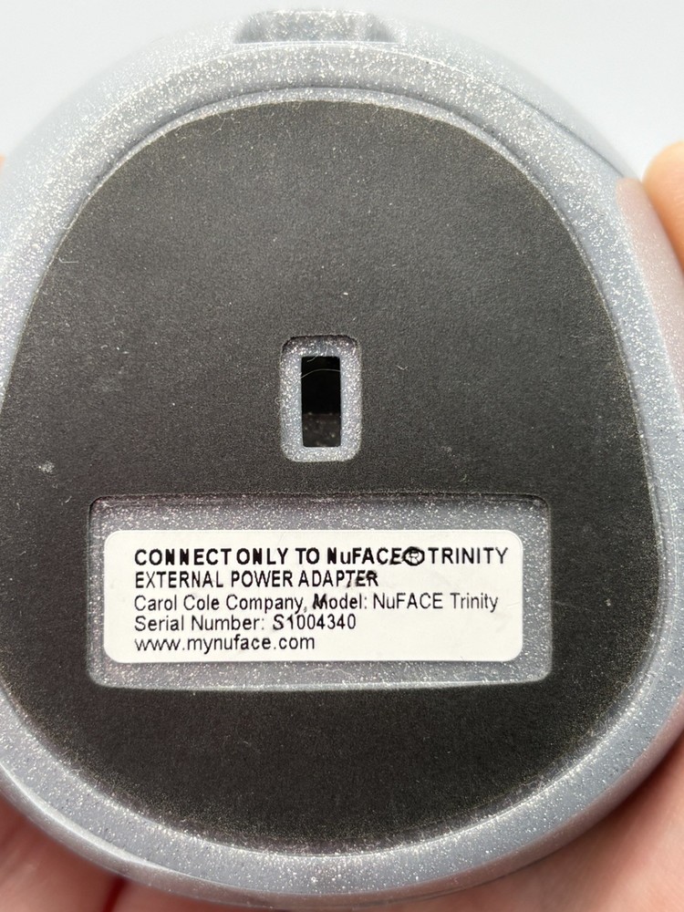 Nuface Trinity - Non-Working Unit/FOR PARTS - Working Cradle, AS IS
