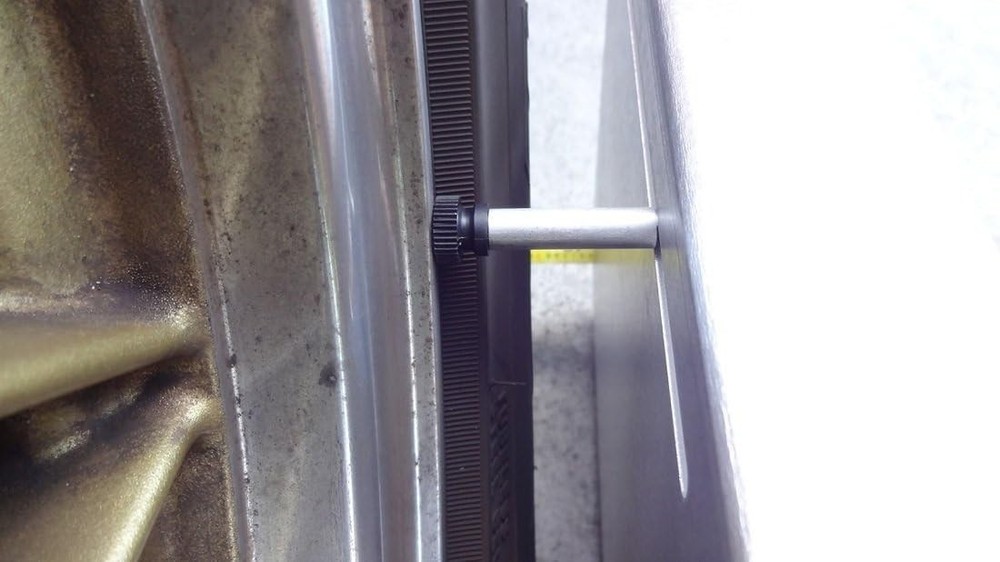 Durable Wheel Alignment Tool for Precise Camber, Caster, and Toe Measurements