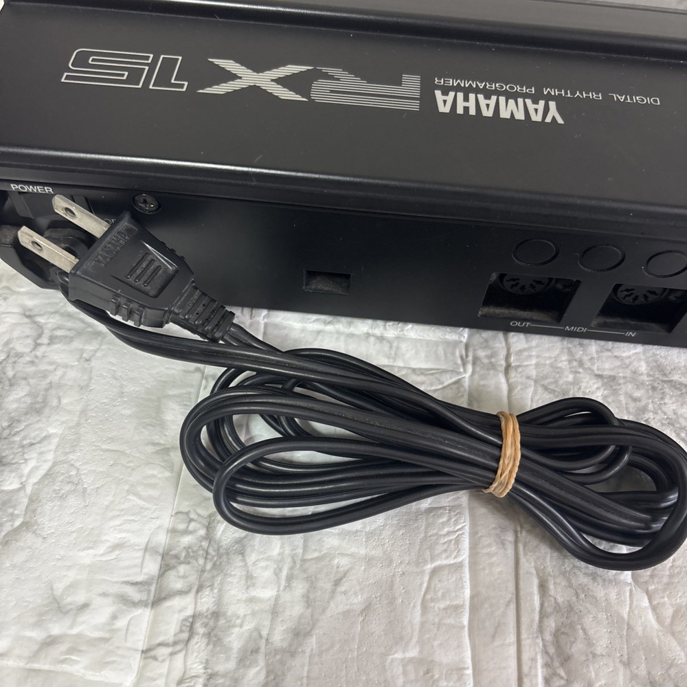 YAMAHA RX-15 Digital Rhythm Programmer Drum Machine