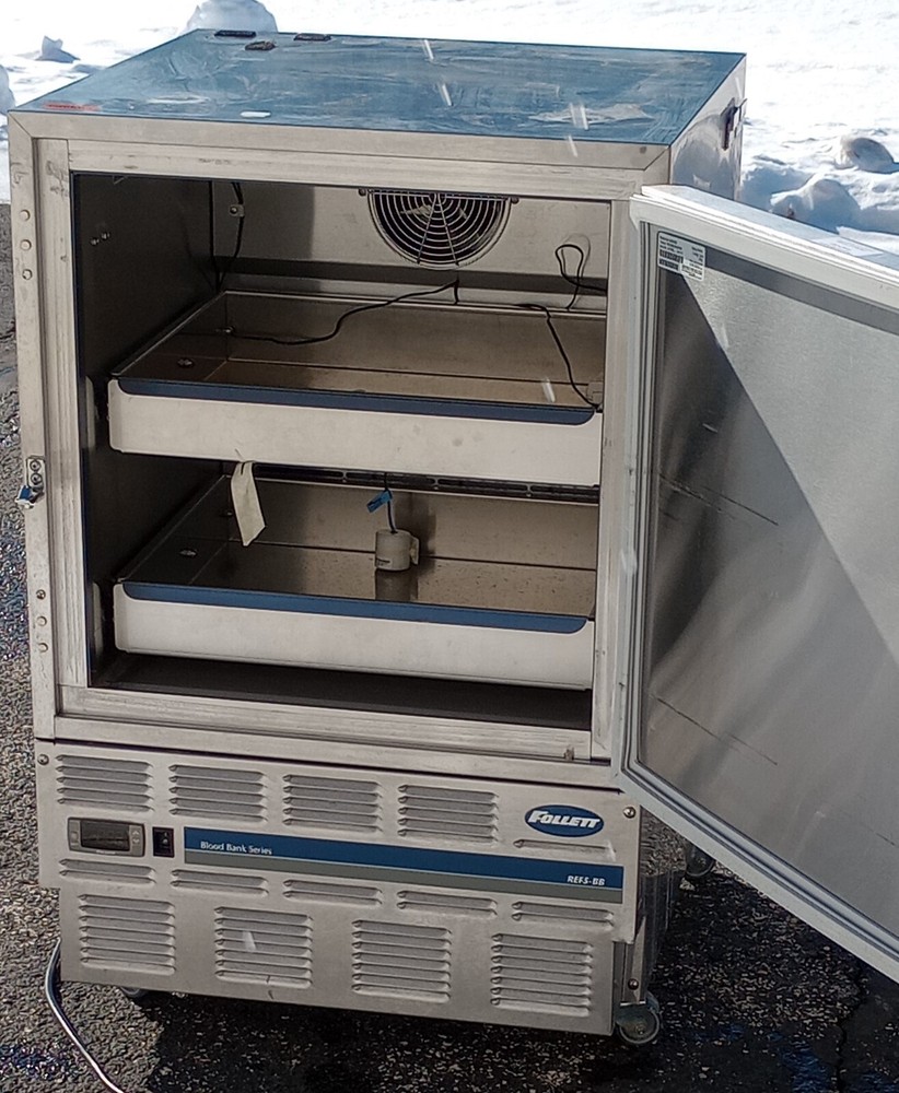 Follett Rolling Lab Fridge, Model REF5-BB.