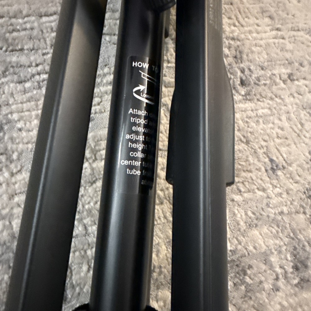 Bosch BT150 Compact Tripod with Extendable Height