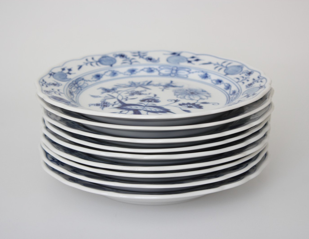 Meissen Onion Pattern Various Plates from 13.5cm - 32cm with Sanding Strokes
