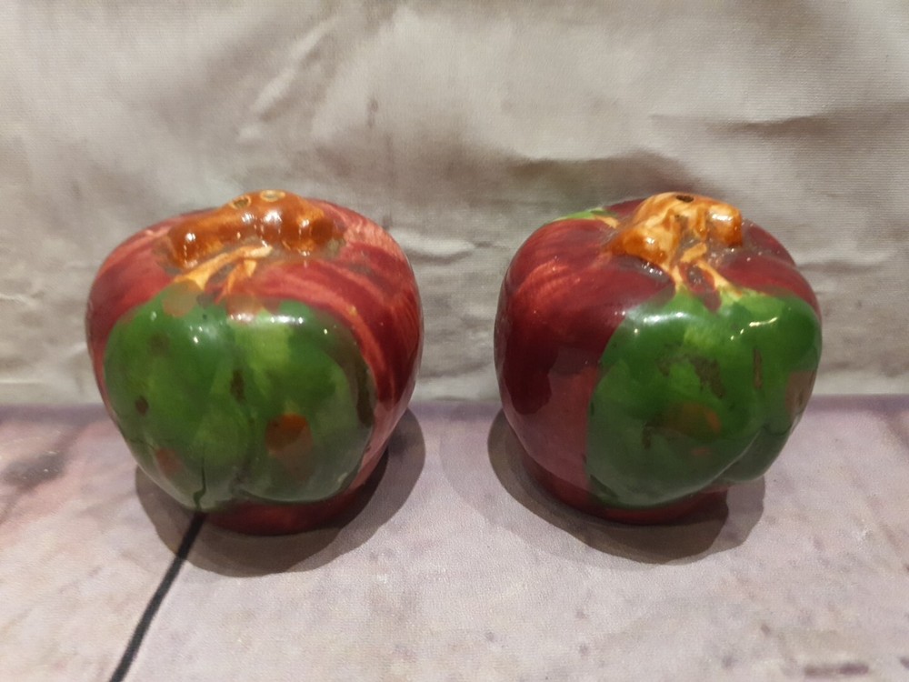MCM Franciscan Earthenware Apple Salt & Pepper Shaker Set Dinnerware Made In USA