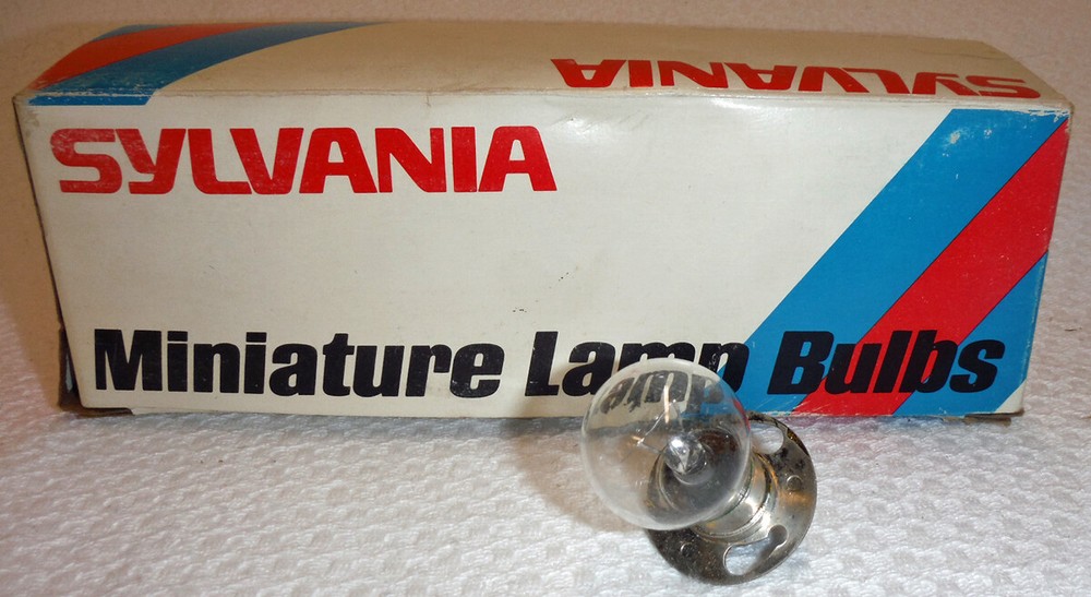 REPLACEMENT BULB    1460   SYLVANIA  Miniature    New Old Stock
