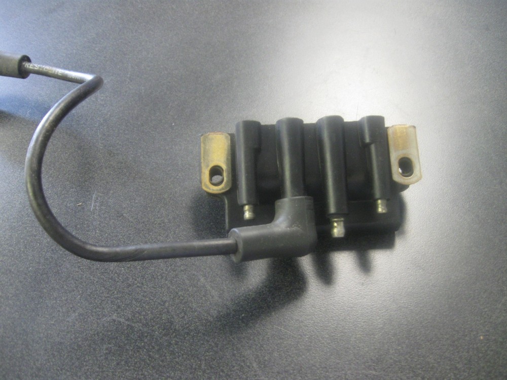 Johnson Evinrude 0583740 Dual Ignition Coil Assy BIN0295