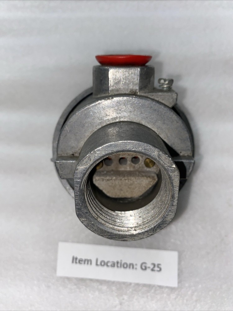 Molex 067864ND shrouded head with passive latch