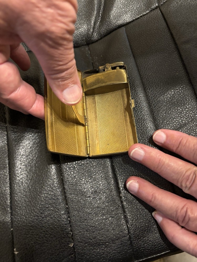 Vintage Ronson Brass Cigarette Case With Lighter