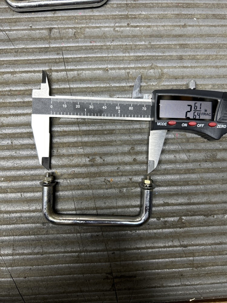 ADC STEREO EQUALIZER MODEL SS 22 RACK HANDLE