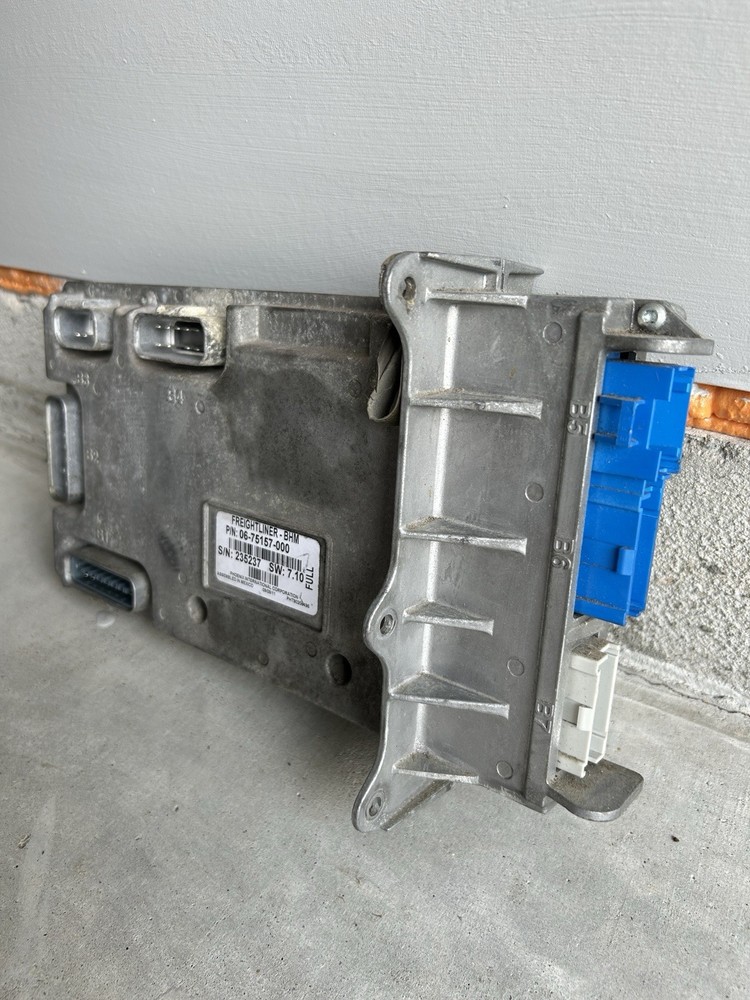 Freightliner Bulkhead Module 06-75157-000