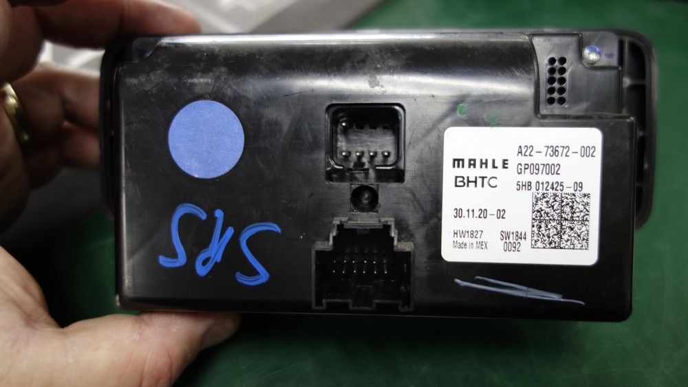 Freightliner HVAC Control - P/N A22-73672-002