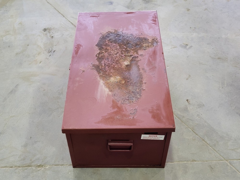 Tool Box - 30" x 17" x 12" – Consumer Items