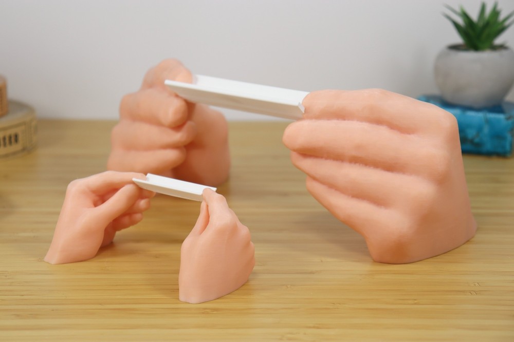 Hands Rolling Holder Stand 3D Printed