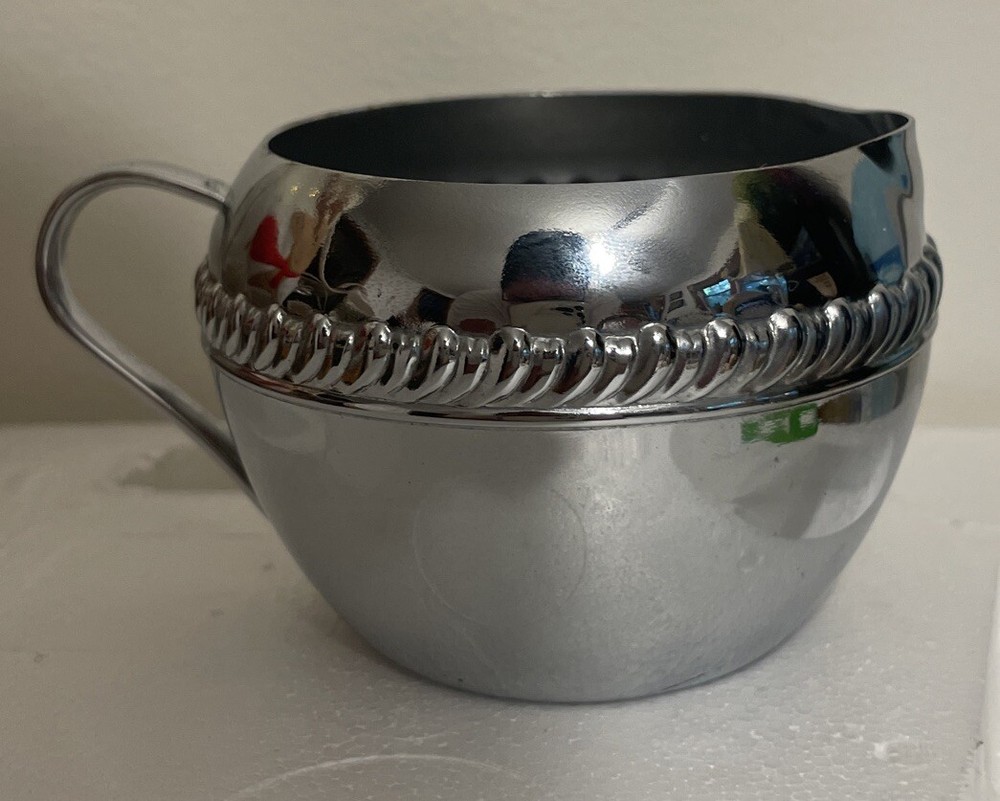 Irvinware 1971 Silver Plated Creamer Cup Chrome Mirror Finish Tableware
