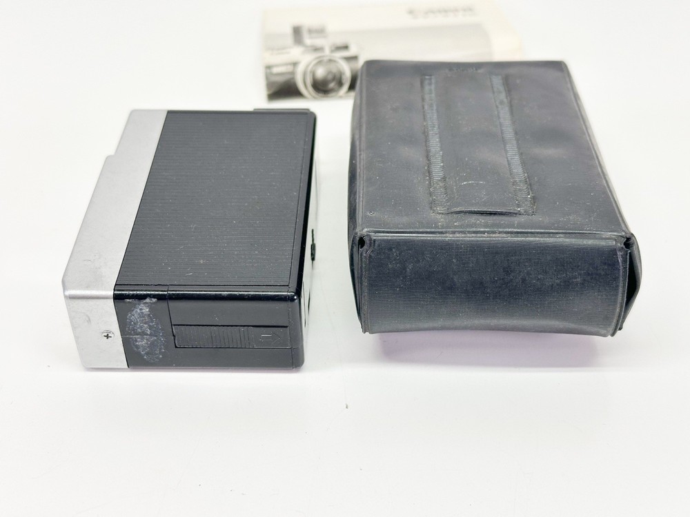 Canon Camera CANOLITE D Flash w/Case - Untested Vintage